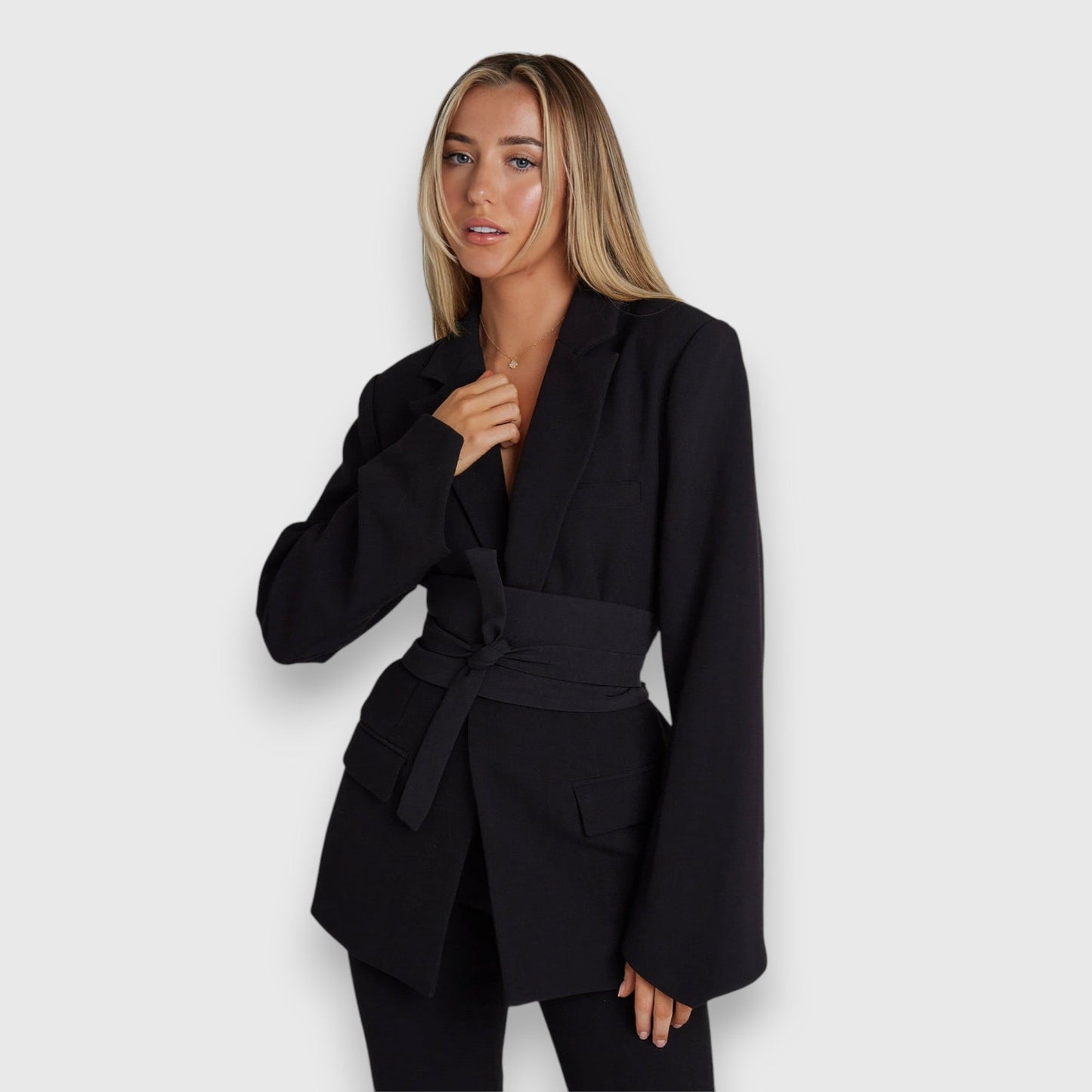 Naelle™ – Elegante Stijlvolle Blazer