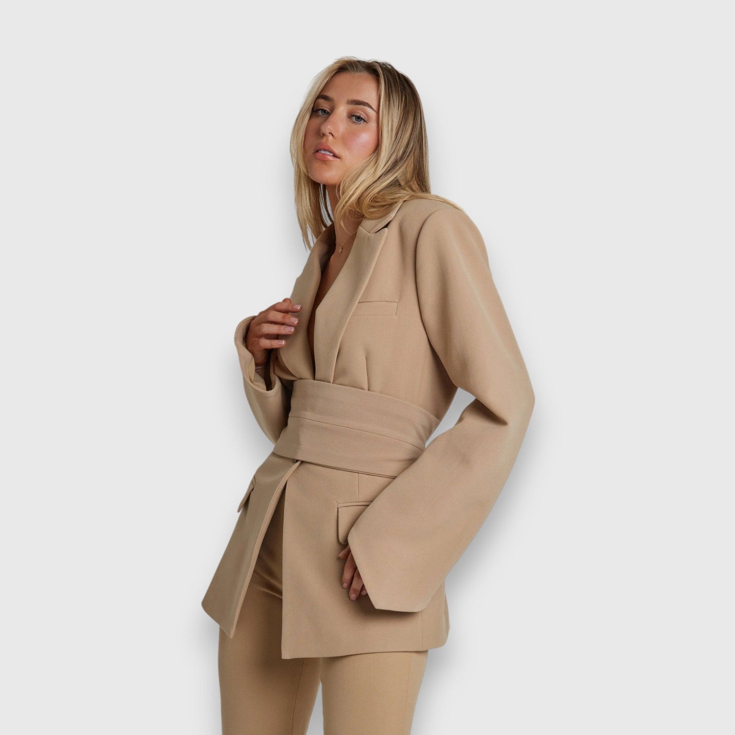 Naelle™ – Elegante Stijlvolle Blazer