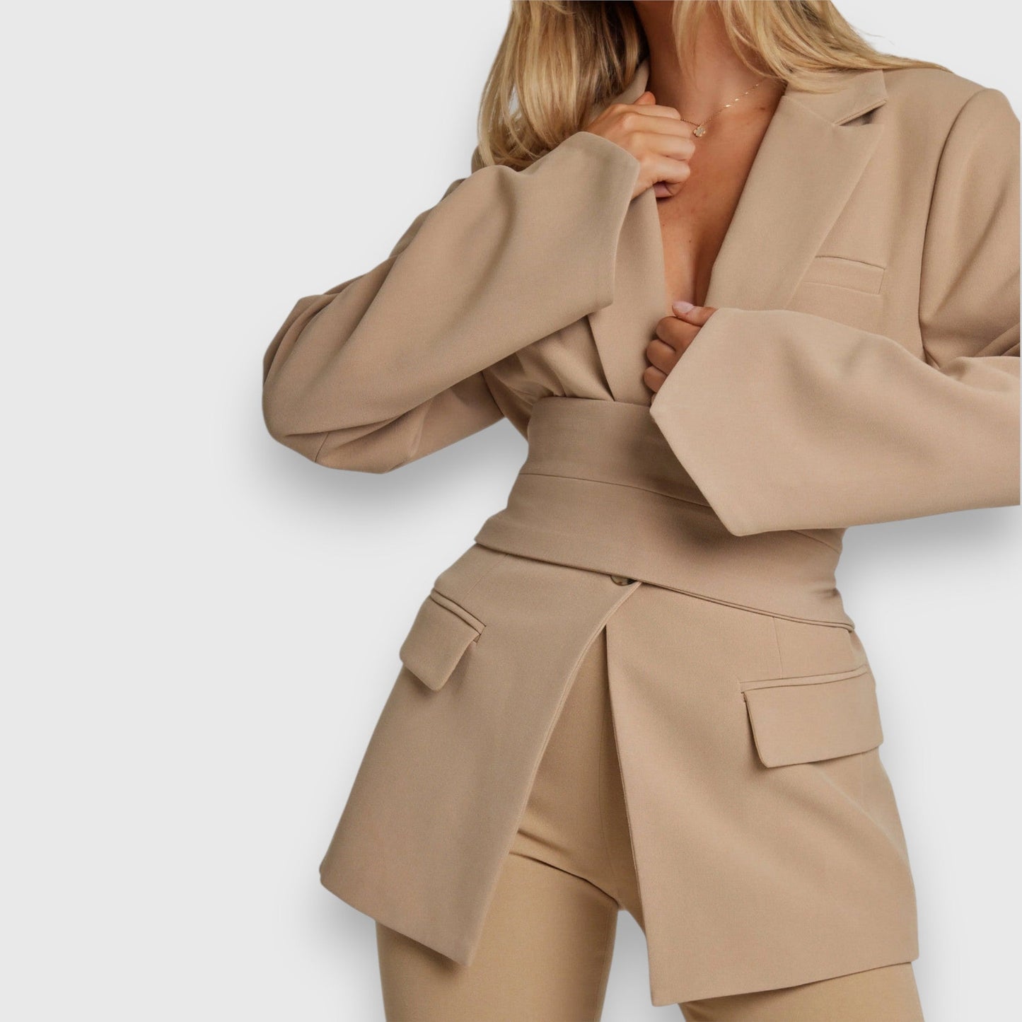 Naelle™ – Elegante Stijlvolle Blazer