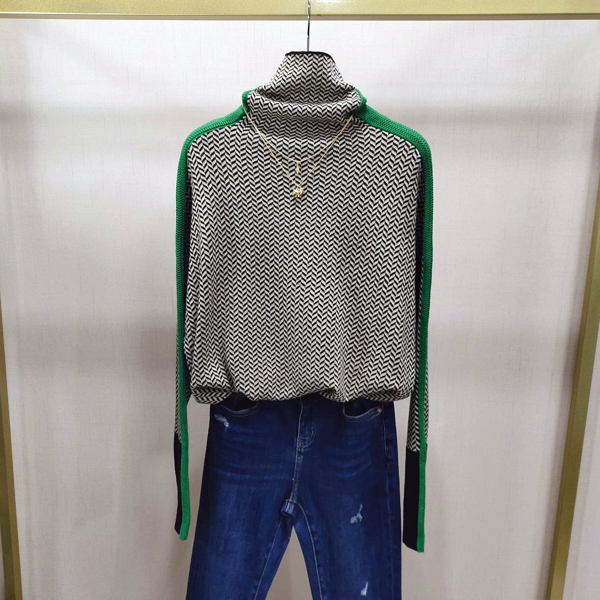 Jessa™ – Casual Coltrui