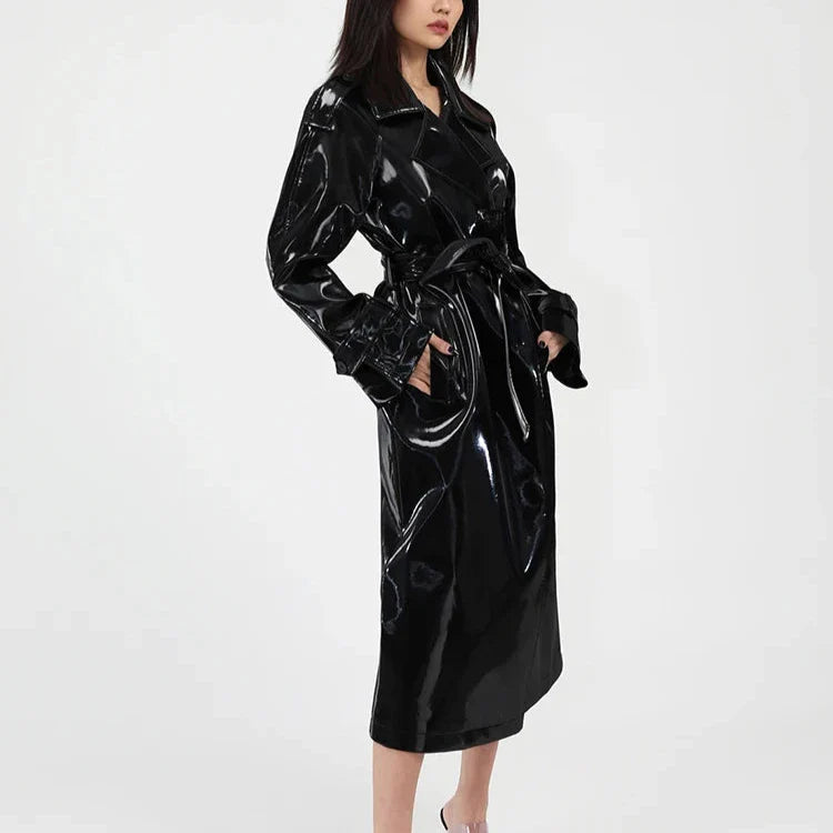 Yuri™ – Reflecterende Lakleren Trenchcoat