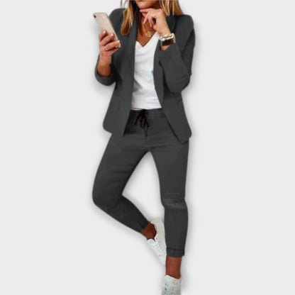 Sophia™ – Blazer en Broekenset